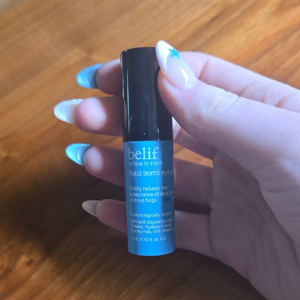 Belif Aqua Bomb Eye Cream - Black and Blue